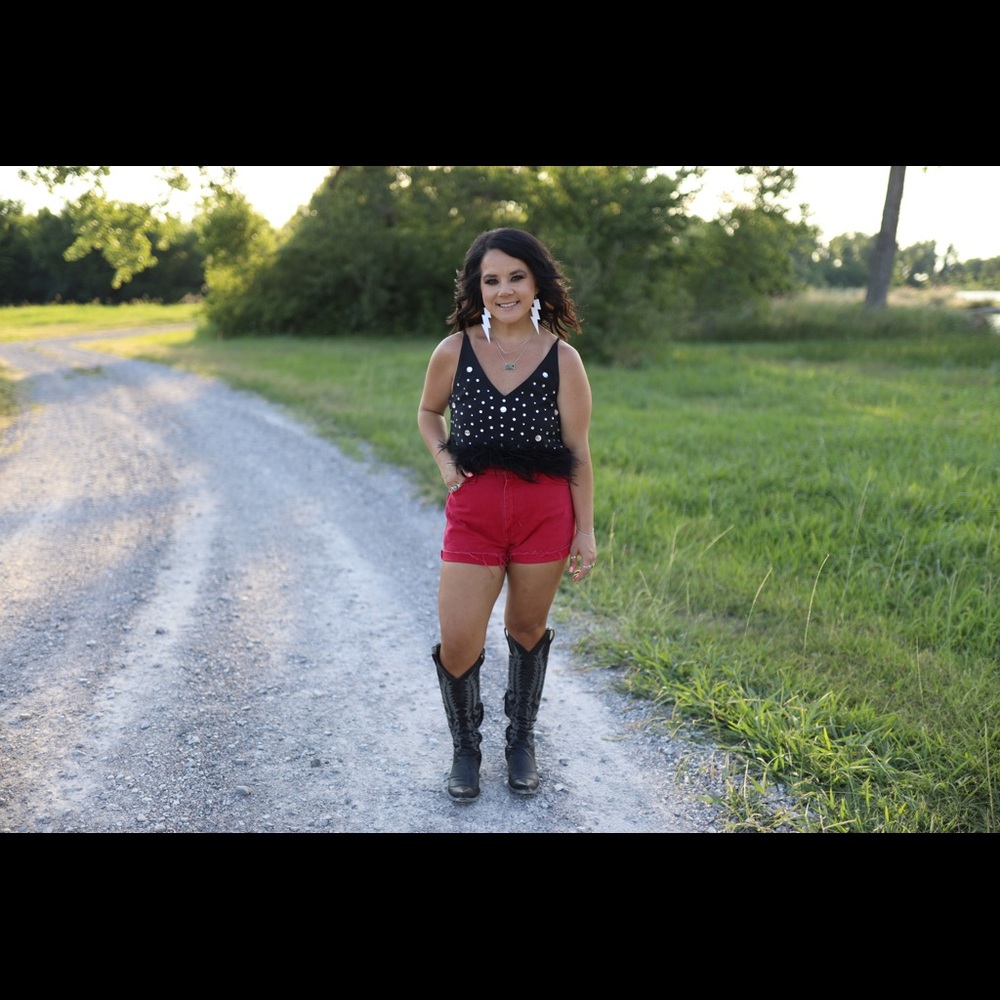 Jeweled feather tank crop